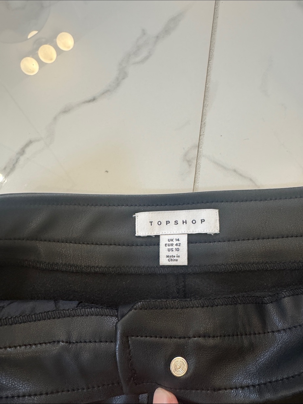 Topshop faux leather mini skirt, Sz 10 - Picture 3 of 4